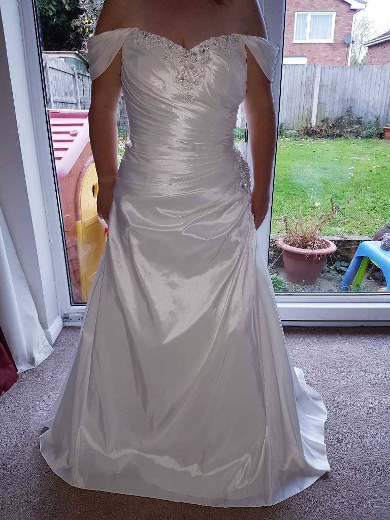 Wedding Dresses Size 14 Cream